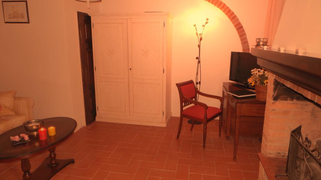 Borgo Mucellena Konuk evi Casole dʼElsa Dış mekan fotoğraf